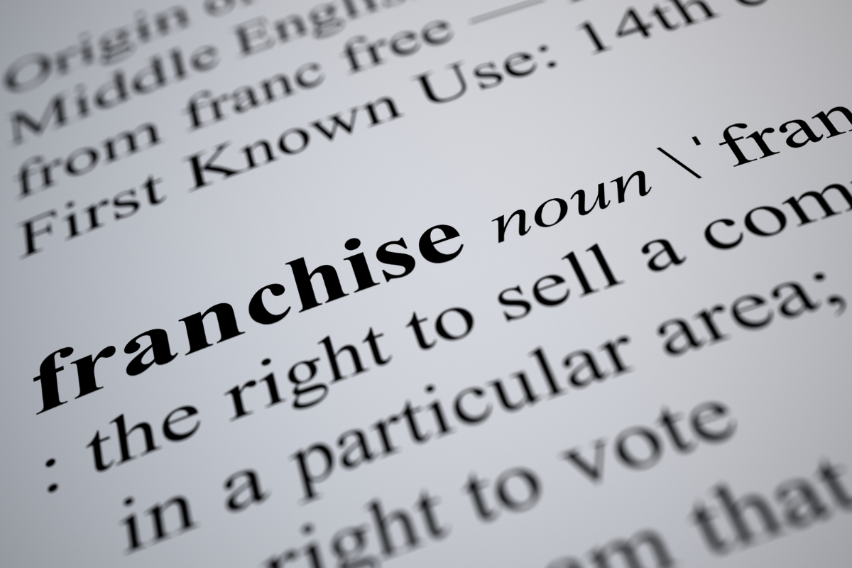 thu-tuc-dang-ky-nhuong-quyen-thuong-mai-quan-binh-thanh-1